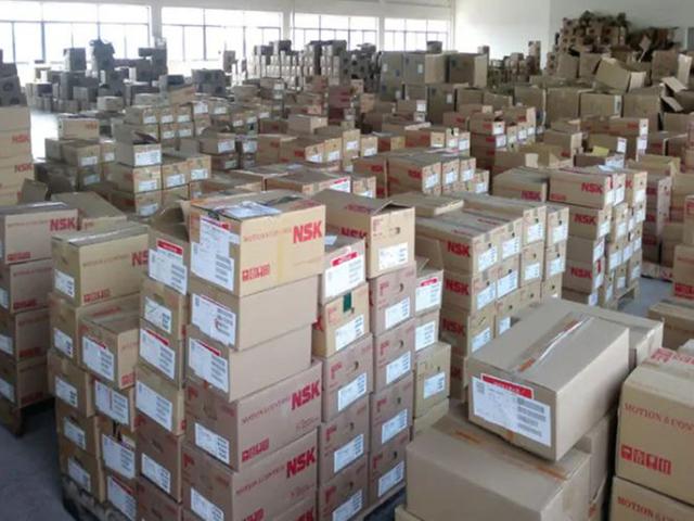 Cuscinetto a rulli dritto